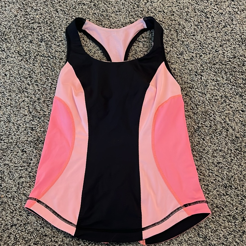 Lululemon Cardio Kick Pink Coral Black Tank Top Built in Sports Bra Size 6 Small